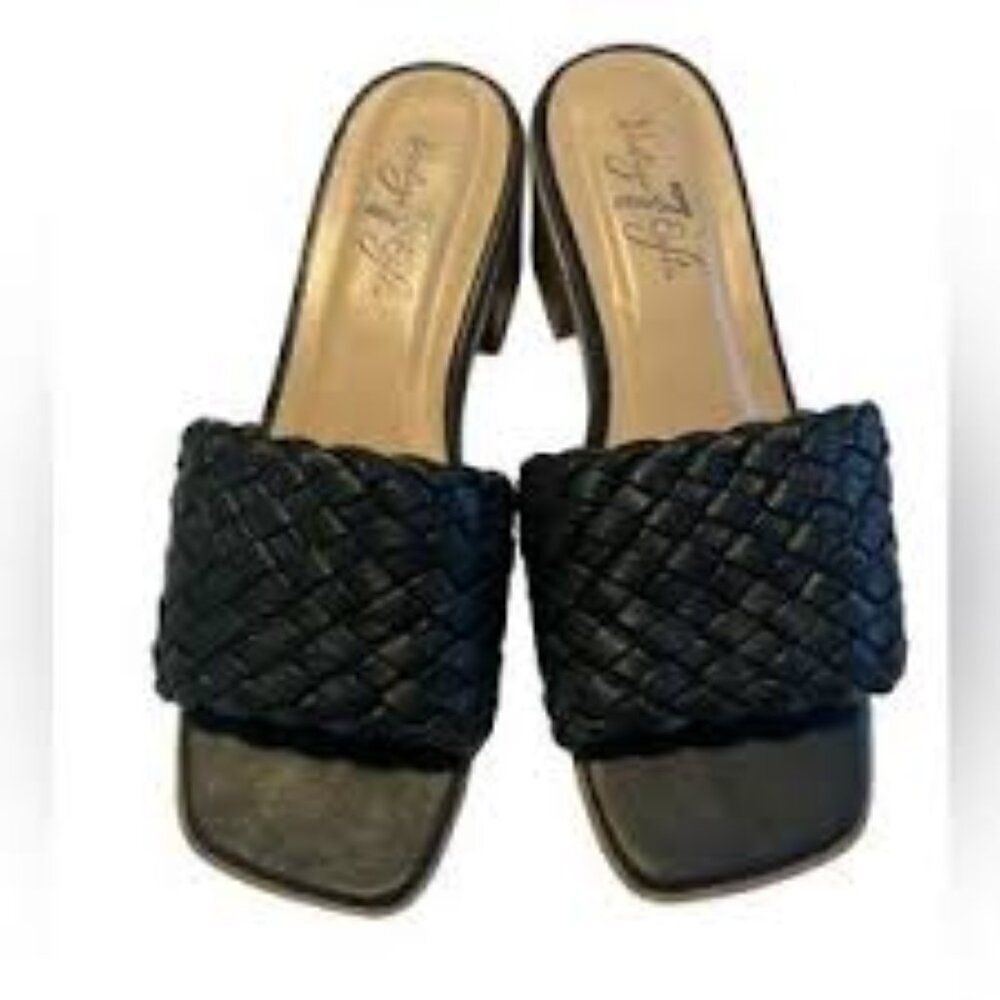 Vintage 7 eight Black open toe heel sandals, size 7M